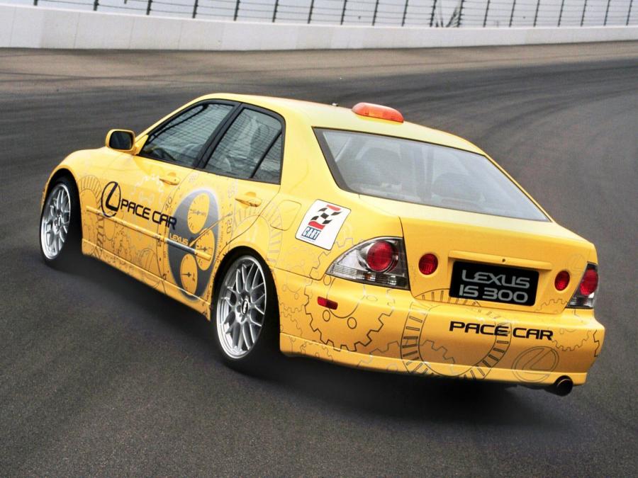  Lexus IS300 Pace Car 2000 года  (фото 2 из 3)